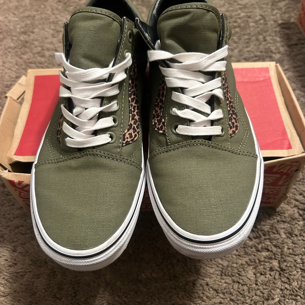 Vans Olive Green Low-Top Sneakers with Leopard Stripe Accent - Picture 5 of 7